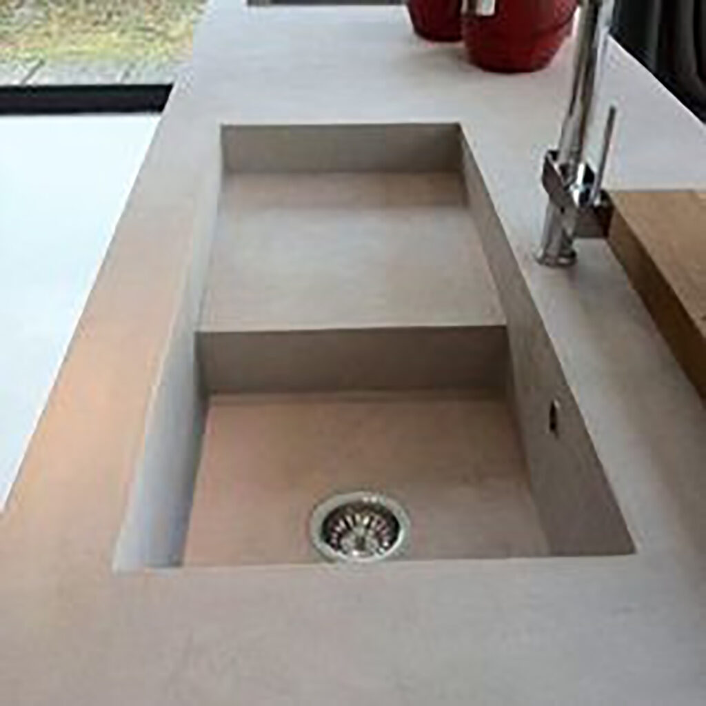 Cast basin Kitchen